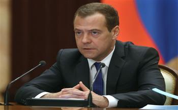   ميدفيديف: الأمريكيون يريدون تقسيم روسيا إلى دويلات منفصلة ليقوموا بإدارتها