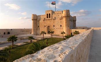   ١٣ ألف زائر مصرى وعربى لقلعة قايتباى خلال عيد الفطر