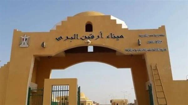 موفد القاهرة الإخبارية بأرقين: عدد كبير من الحافلات يفد باستمرار للمعبر