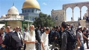   مستوطنون إسرائيليون يقتحمون «الأقصى» ويرفعون علم الاحتلال في باحاته