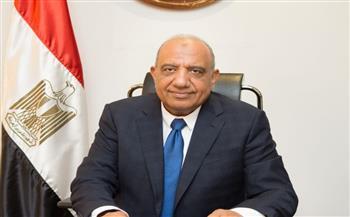 وزير قطاع الأعمال يستعرض تقرير أداء شركات التطوير العقاري التابعة للوزارة