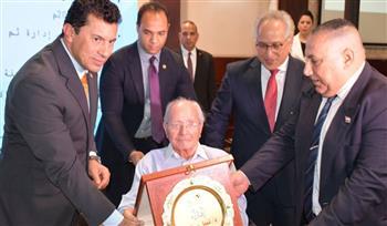 اللجنة البارالمبية تطلق جائزة الدكتور نبيل سالم للتميز الرياضي البارالمبي