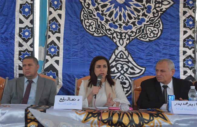 نائب محافظ البحيرة تتابع يوم حصاد "الذهب الأصفر" بالحقل بكفر خليفة بإيتاي البارود.    