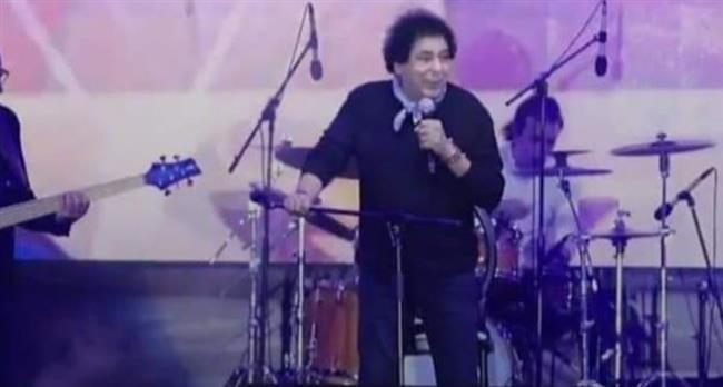 محمد منير يتألق في حفل سباق الهجن بالعريش