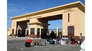 بعد تدخل السلطات المصرية.. وصول نحو 100 فلسطيني إلى معبر رفح