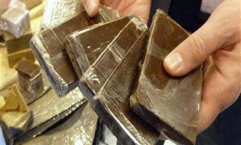 ضبط شخص بحوزته كمية من مخدر الحشيش بالقاهرة بقصد الاتجار