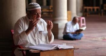 اللهم أَلْبِسْنِي فِيهِ لِبَاسَ الْقُنُوعِ وَالْكَفَافِ.. دعاء اليوم الثانى عشر من رمضان