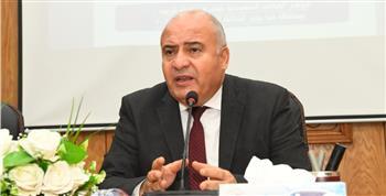 محافظ قنا يشيد بمستوى الخدمات الطبية المقدمة للمواطنين 