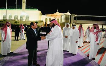   "الأنباء" الكويتية تبرز لقاء الرئيس السيسي بولي العهد السعودي 