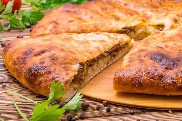 فطارنا على قد الأيد.. شوربة المشروم الاقتصادية وحواوشى الفراخ