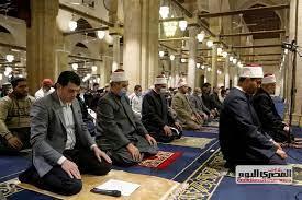 ما حكم الصلاة على النبي قبل القيام في رمضان؟ الإفتاء تجيب