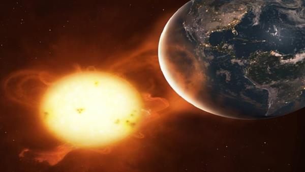 مليارات الأطنان من البلازما تصل إلى الأرض بعد انفجار شديد الحرارة على الشمس
