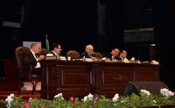   مجلس جامعة القاهرة في اجتماعه: استحداث برنامج «علوم تكنولوجيا النانو» لمرحلة البكالوريوس