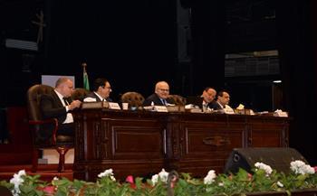 مجلس جامعة القاهرة في اجتماعه: استحداث برنامج «علوم تكنولوجيا النانو» لمرحلة البكالوريوس