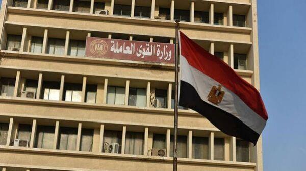 استجابة لتوجيهات الرئيس السيسي.. «القوى العاملة» تُرسل وحدة تدريب متنقلة لتدريب أهالي الأسمرات