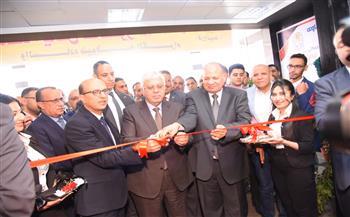 وزير التعليم العالي يفتتح المركز الجامعي للتطوير المهني بجامعة أسيوط
