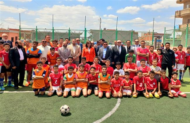 «حياه كريمة» .. وزير الشباب ونائب محافظ البحيرة يتفقدان مركز شباب السلام بالأبعادية
