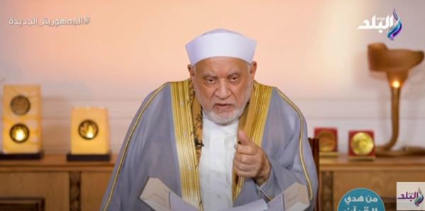 عمر هاشم القلب الصالح يقي صاحبه من الوقوع في الشبهات