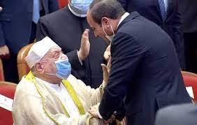 وداعا شيخ الحديث أحمد عمر هاشم.. صوت الأزهر الهادئ وحامل لواء السنة