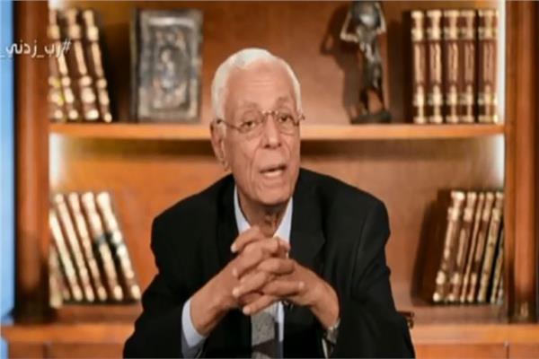 رد قوى من حسام موافى على المشككين فى أهمية الصلاة: اسمعوا كلام الشعراوى