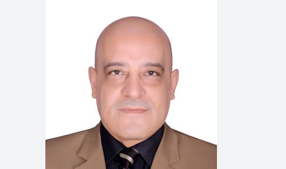 رئيس جامعة أسوان يهنيء نقيب الصحفيين والمجلس