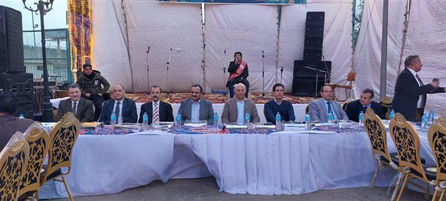 رئيس جامعة بنها يشارك الطلاب حفل الإفطار الجماعى ويكرم المشاركين