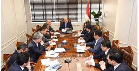وزير الإسكان يلتقي وفد cscec الصينية لمتابعة مشروع الأعمال المركزية بالعاصمة الإدارية