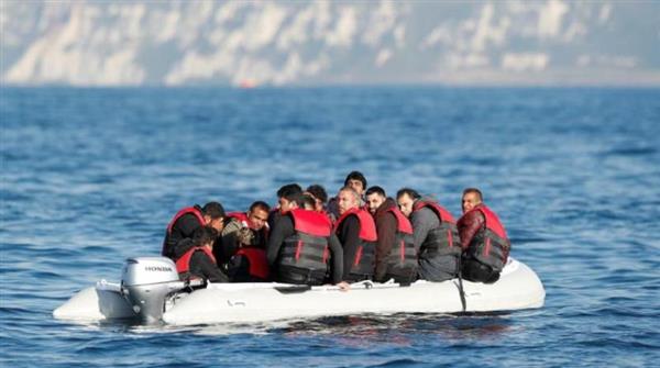إنقاذ 40 مهاجراً من بحر المانش قبالة سواحل فرنسا