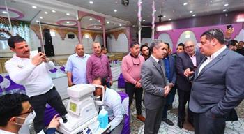 محافظ الغربية يتفقد قافلة صناع الخير للكشف عن أمراض العيون بزفتى