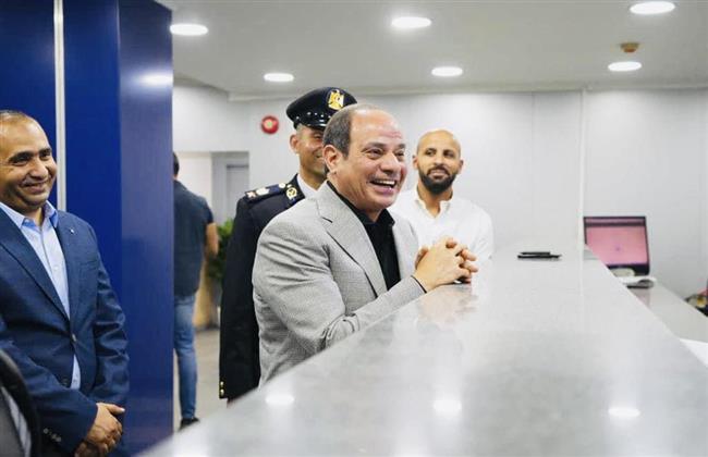 السيسي: سعدت بزيارتي لقسم أول مدينة نصر وشعرت بفخر بما رأيته من انضباط