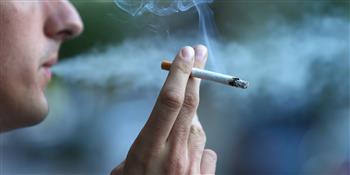   حسام موافي يحذر: التدخين يسبب الضعف الجنسي للرجال