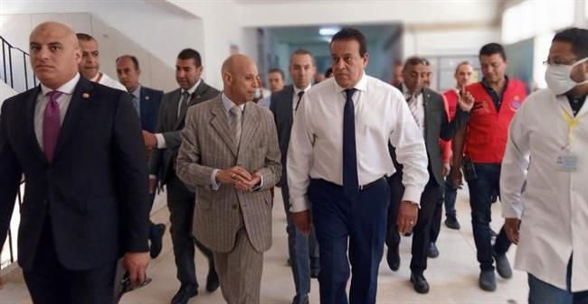 وزير الصحة يشيد بالخدمات المقدمة في مستشفى الصالحية المركزي