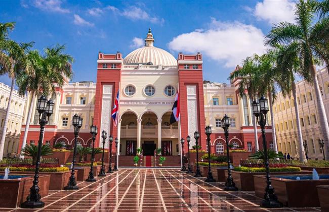 الجامعة البريطانية في مصر تفتح باب القبول لطلاب الشهادات العربية والأجنبية