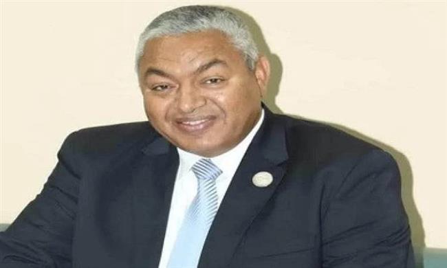 رئيس جامعة سوهاج ينعي الكاتب الصحفي محمود بكري:«أحد ابناء مصر المخلصين ورمز من رموزها»