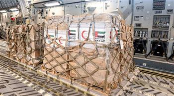   الإمارات تسير 3 طائرات تحمل إمدادات طبية وغذائية لإغاثة الشعب السوداني