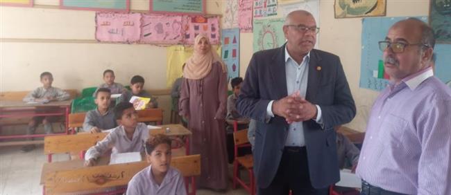 انتهاء امتحانات التيرم الثاني للصفين الرابع والخامس الابتدائي بمدارس نجع حمادي دون شكاوي 