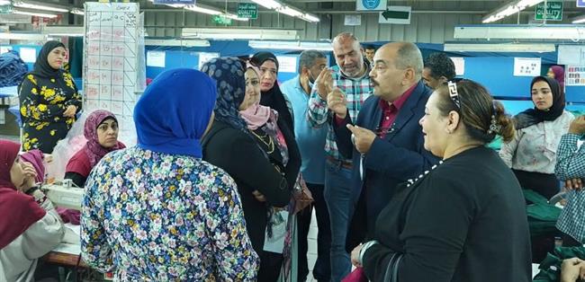 القوى العاملة: مفاوضة جماعية تعيد عجلة الإنتاج داخل شركة فى «إمبى الإسماعيلية» 