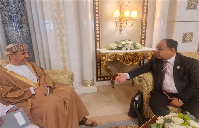وزيرا المالية المصري والعماني يوقعان اتفاقية إزالة ومنع الازدواج الضريبي هذا الشهر بالقاهرة