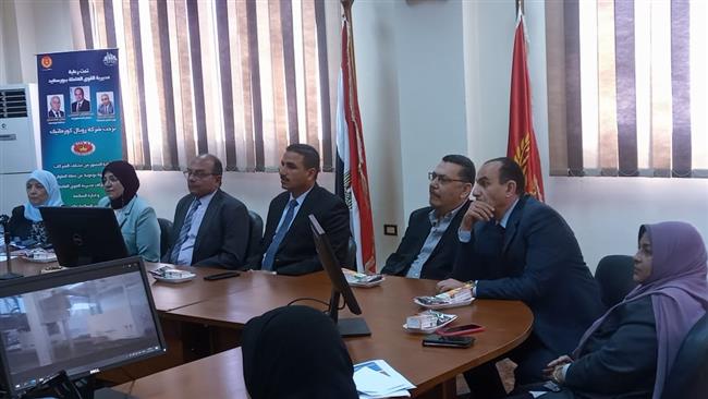 «القوى العاملة»: ندوة لتوعية عمال المنطقة الصناعية بجنوب بورسعيد بحقوقهم وواجباتهم