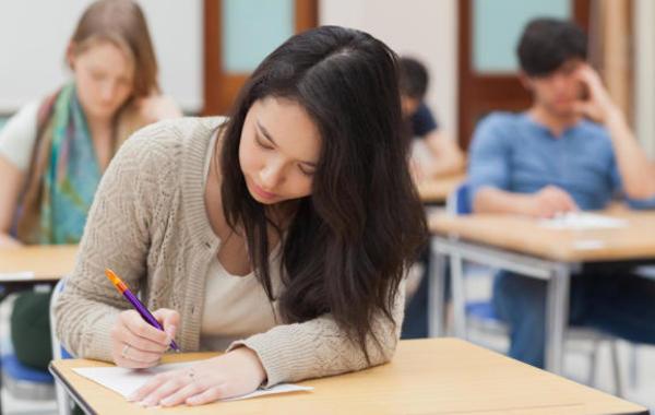 5 طرق مفيدة لطلاب الامتحانات.. تعرّفى عليها
