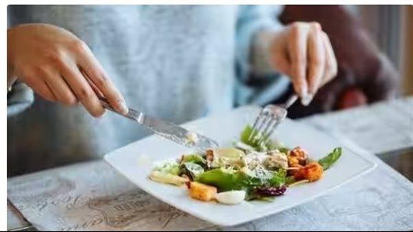 دراسة حديثة تحذر من تخطى الوجبات خلال اليوم.. التفاصيل 