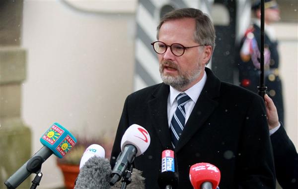 رئيس وزراء التشيك يرفض تعديل خطط التقشف الحكومية