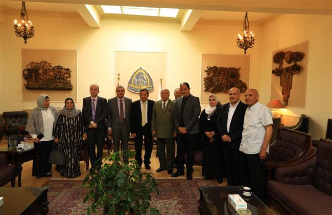 رئيس جامعة الزقازيق يستقبل اللواء مصطفى هدهود في إطار ندوة حول «المشروعات القومية الكبري»