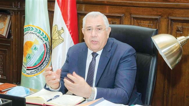 وزير الزراعة يعلن الإفراج عن أكبر كمية للأعلاف دفعة واحدة