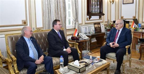 الخشت: جامعة القاهرة تستهدف التخصصات البينية والمتكاملة الجديدة لمواكبة الثورة الصناعية