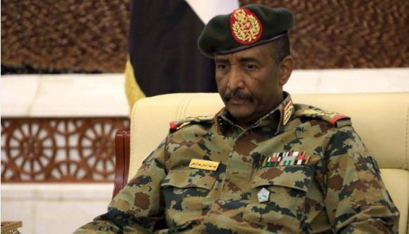 البرهان ينهي خدمة سفيرين بوزارة الخارجية السودانية