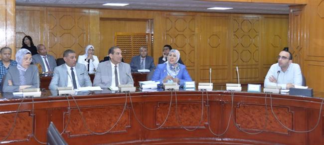 نائب محافظ الإسماعيلية يتابع المنظومة المالية والإدارية بالمحافظة
