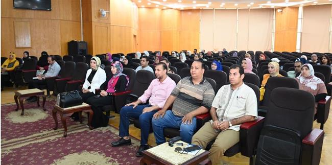 جامعة الفيوم تنظم الدورة الثانية لفن التعامل مع الجمهور