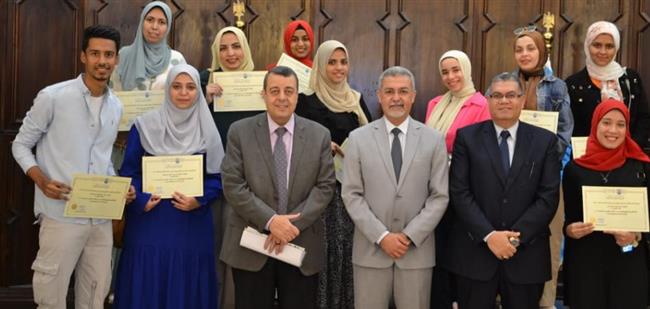 مركز جامعة الإسكندرية لمحو الأمية وتعليم الكبار يقوم بمحو أمية  أكثر من ١٣ ألف فرد أمى