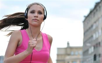   فوائد مُذهلة عند سماع الموسيقى أثناء ممارسة التمارين الرياضية